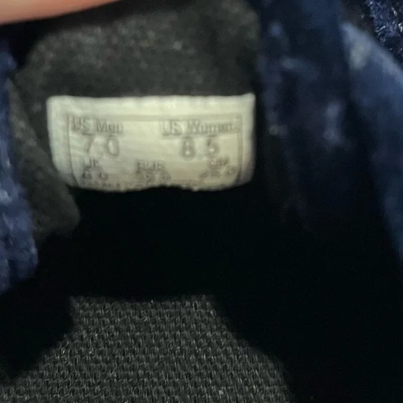 BUNDLE Vans Velvet Navy Blue Unisex Sneaker with Off The Wall Canvas Tote Bag - Picture 7 of 7